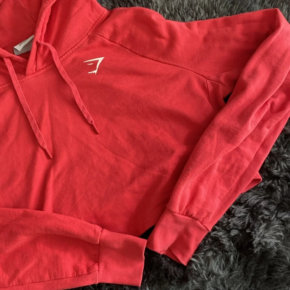 Gymshark coral red cropped hoodie - Picture 4 of 17